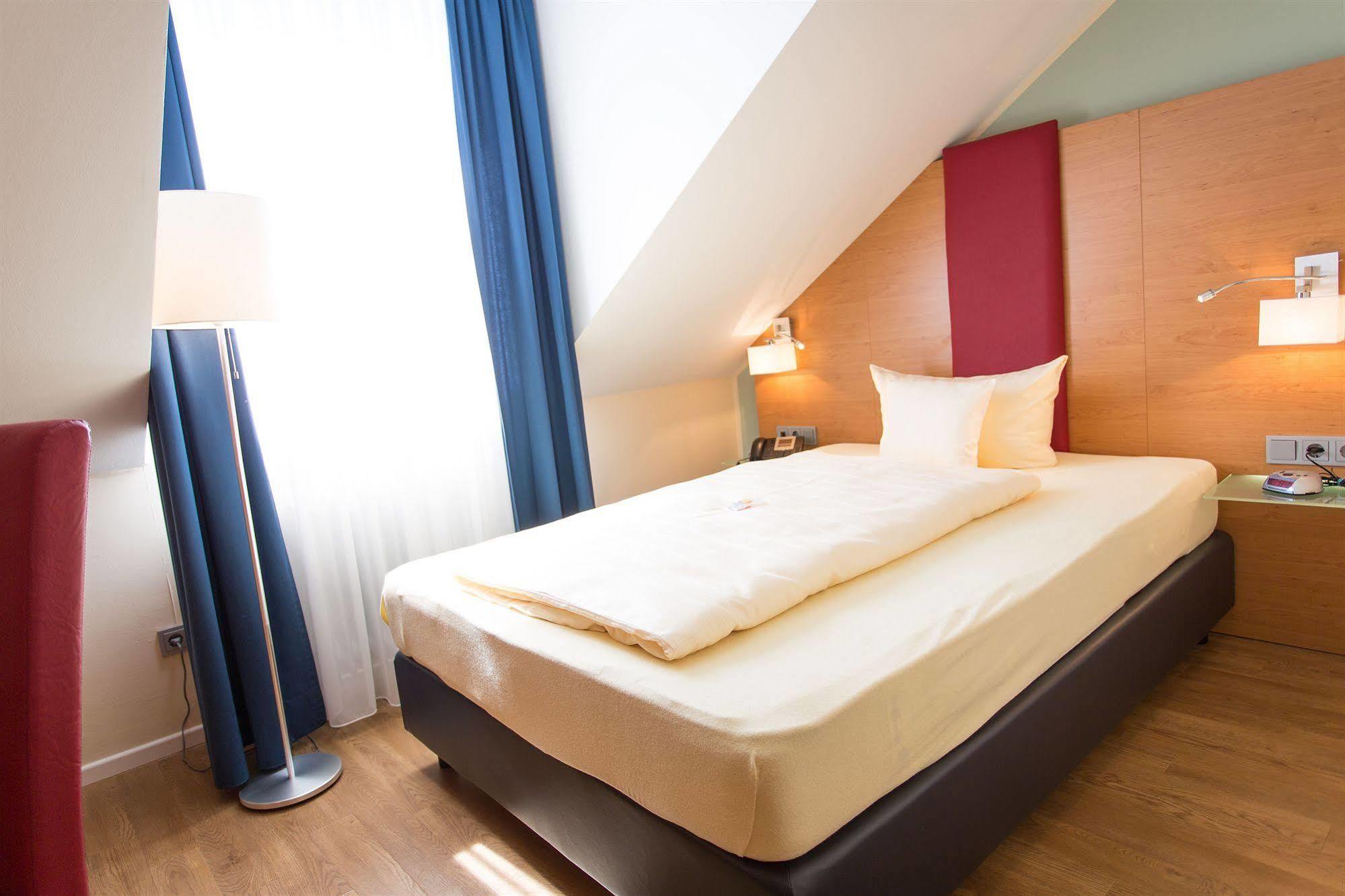 Hotel National Duesseldorf المظهر الخارجي الصورة